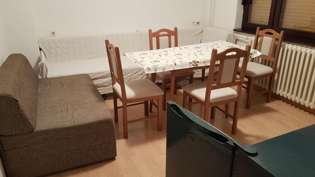Dass Apartmani Banja Luka Eksteriør billede